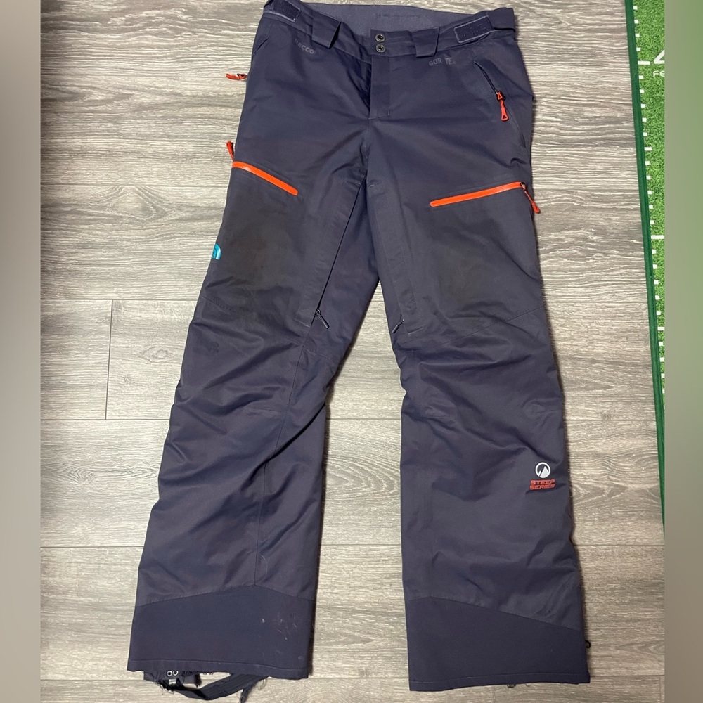 Women’s North Face Snow pants